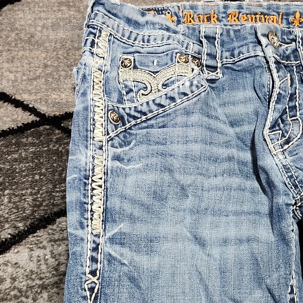 ROCK REVIVAL JARROW EMBROIDERED FLEUR-DE-LIS  FAUX-FLAP BOOT-LEG DENIM JEAN - Picture 12 of 15